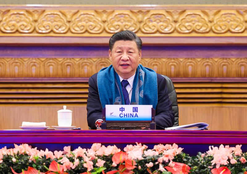 11月12日晚，国家主席习近平在北京以视频方式出席亚太经合组织第二十八次领导人非正式会议并发表重要讲话。新华社记者 黄敬文 摄