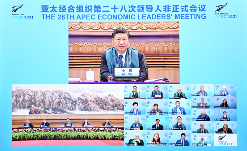 11月12日晚，国家主席习近平在北京以视频方式出席亚太经合组织第二十八次领导人非正式会议并发表重要讲话。新华社记者 李响 摄