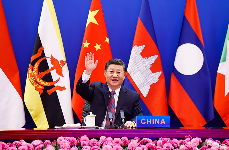 11月22日上午，国家主席习近平在北京以视频方式出席并主持中国－东盟建立对话关系30周年纪念峰会，发表题为《命运与共 共建家园》的重要讲话。中国东盟正式宣布建立中国东盟全面战略伙伴关系。新华社记者 黄敬文 摄