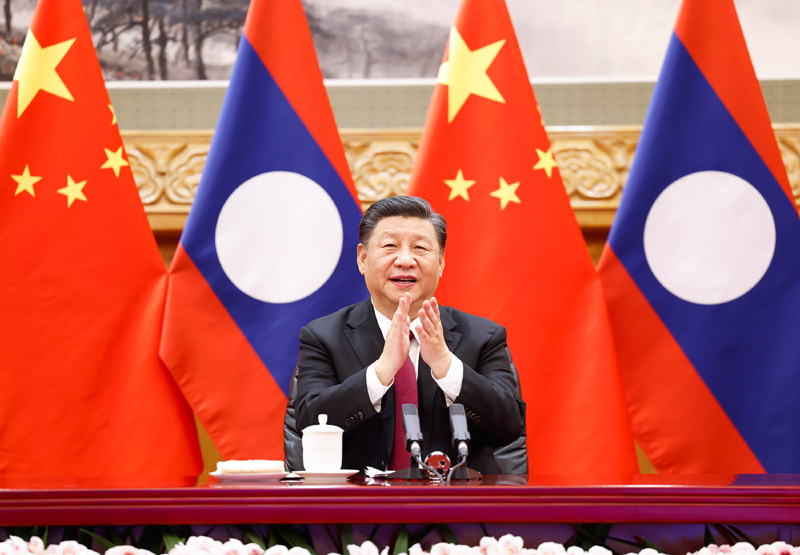 12月3日下午，中共中央总书记、国家主席习近平在北京同老挝人民革命党中央总书记、国家主席通伦通过视频连线共同出席中老铁路通车仪式。新华社记者 黄敬文 摄
